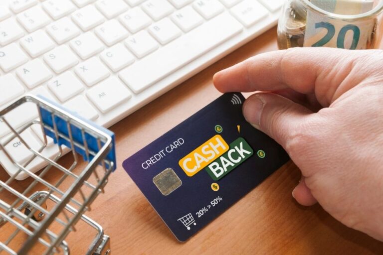 Cartão com Cashback: Como Ganhar Dinheiro de Volta nas Suas Compras